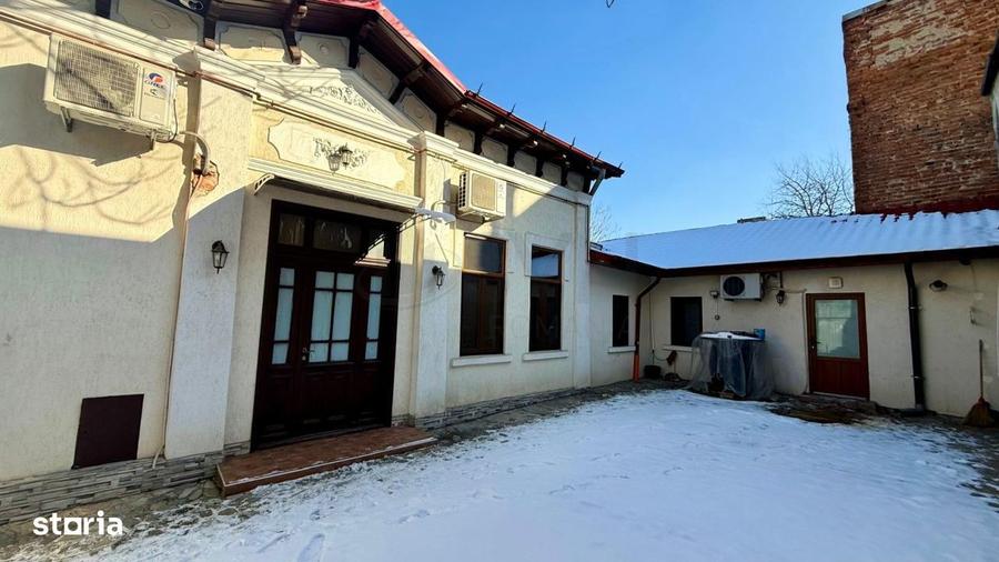 Casă cu 3 camere cu Canalizare în Plevnei