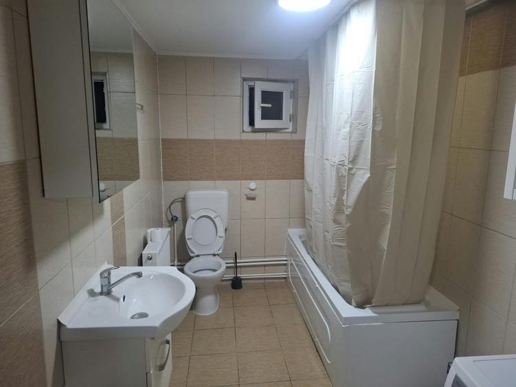 Casă cu 2 camere cu Teren 110 Mp în Central