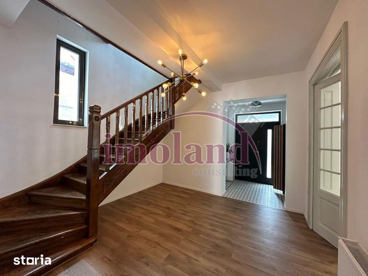 Casă cu 6 camere cu Teren 200 Mp în Floreasca