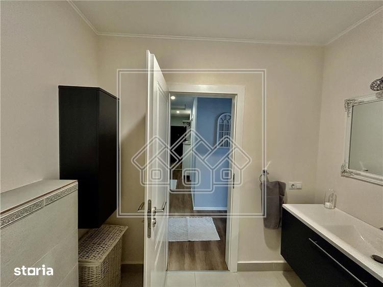 Apartament cu 3 camere decomandat în Șelimbăr
