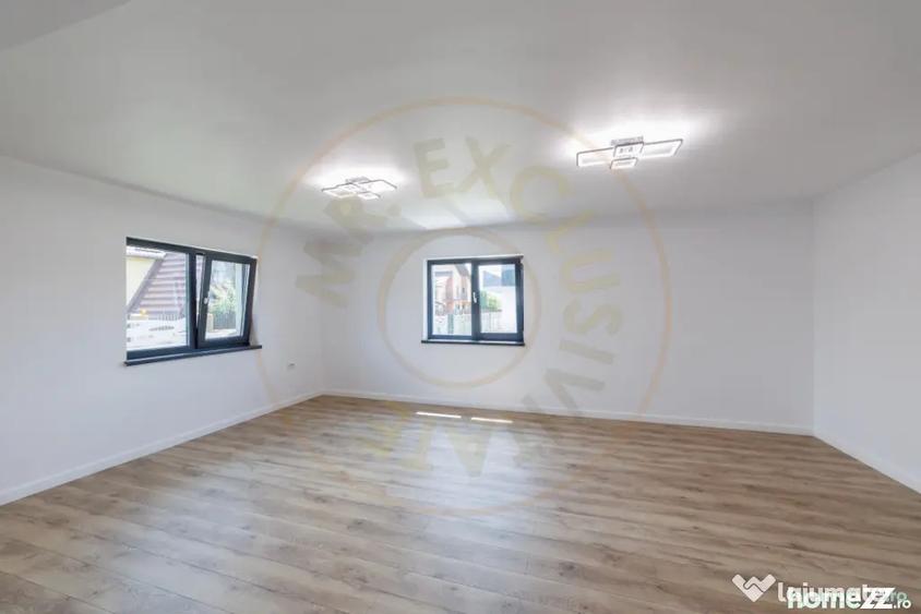Casă cu 4 camere cu Teren 330 Mp în Argeșelu