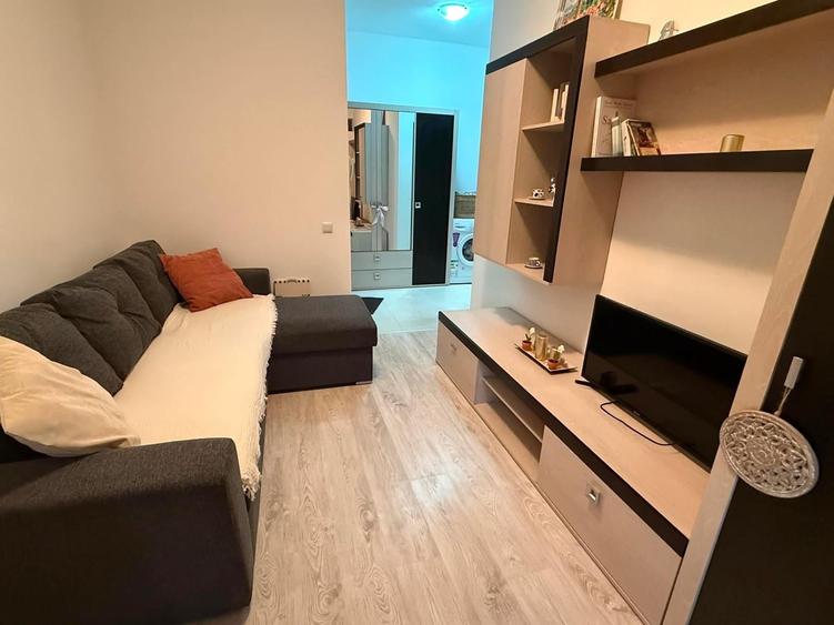 Apartament cu 2 camere nedecomandat în Central