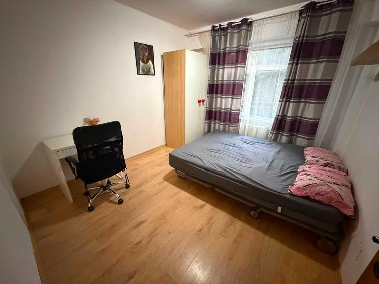 Apartament cu 3 camere decomandat, mobilat în Mogoșoaia