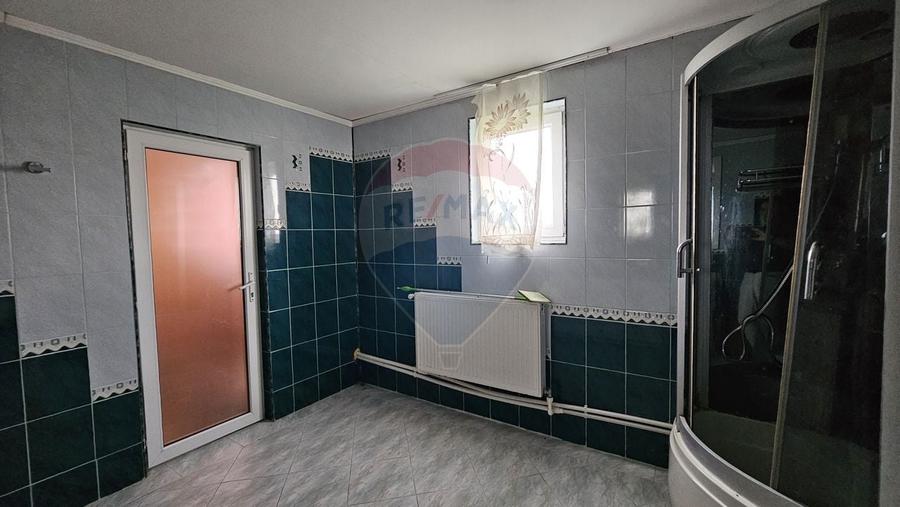 Casă individuală cu 5 camere cu Teren 526 Mp în Chilișeni