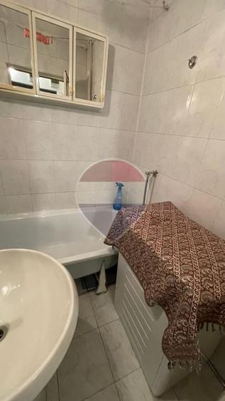 Garsonieră decomandată în Obcini