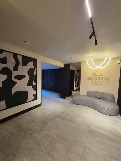 Apartament cu 3 camere decomandat în Theodor Pallady