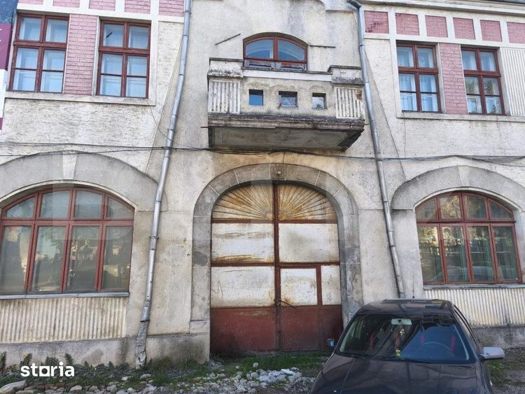 Spațiu comercial, de 1,883 mp, în Ultracentral
