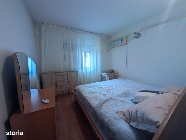 Apartament cu 3 camere decomandat în 9 Mai
