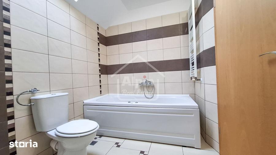 Casă cu 4 camere cu Teren 500 Mp în Bunloc