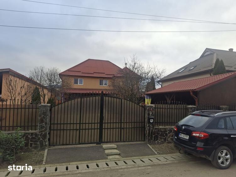 Casă cu 6 camere cu Teren 500 Mp în Sângeorgiu de Mureș