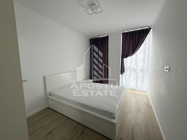 Apartament cu 2 camere semidecomandat, mobilat în Torontalului