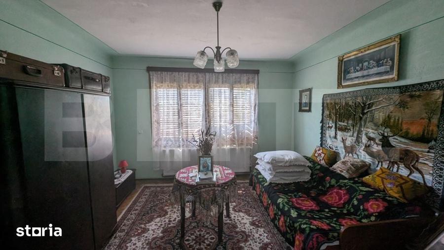 Casă cu 2 camere cu Teren 1100 Mp în Central