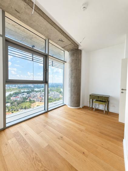 Apartament cu 3 camere decomandat în Floreasca