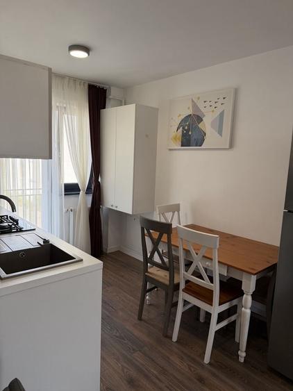 Apartament cu 2 camere în Tractorul