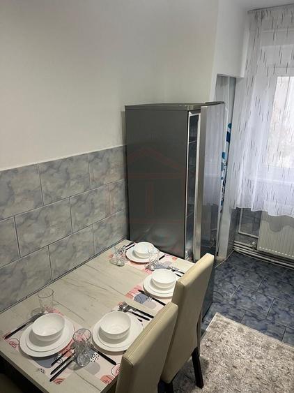 Apartament cu 2 camere, mobilat în Țiglina 1