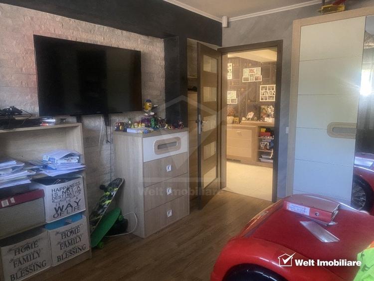 Apartament cu 4 camere semidecomandat, mobilat în Mănăștur