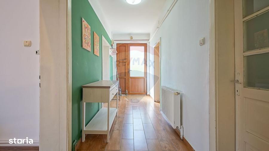 Casă cu 3 camere decomandat cu Teren 700 Mp în Craiter