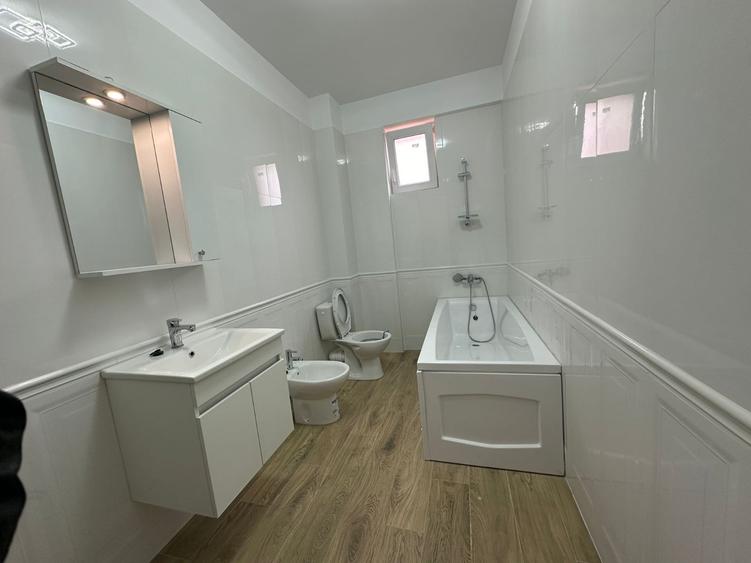 Apartament cu 2 camere decomandat în Militari