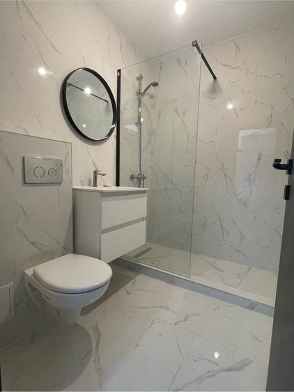 Apartament cu 2 camere semidecomandat în Est