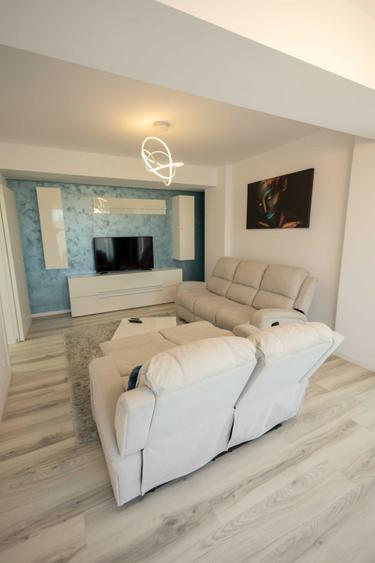 Casă cu 2 camere decomandat cu Teren 58 Mp în Băneasa