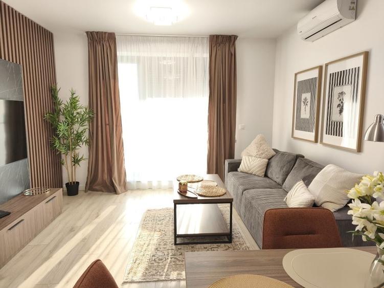 Apartament cu 2 camere decomandat, mobilat în Băneasa