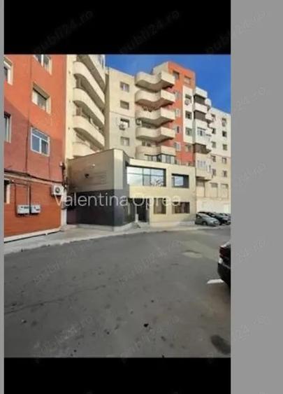 Spațiu comercial, de 260 mp, în Central
