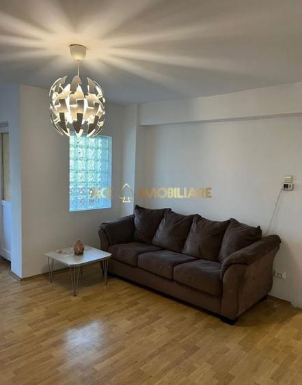 Apartament cu 3 camere decomandat, mobilat în Lujerului