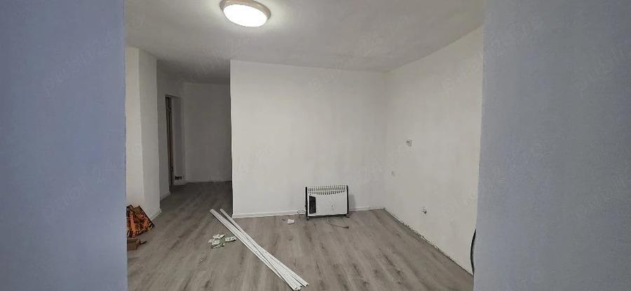 Casă cu 2 camere cu Teren 700 Mp în Orțișoara