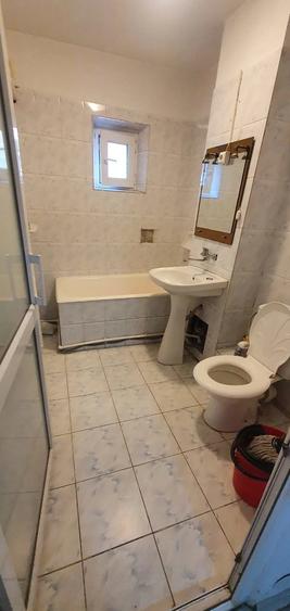 Apartament cu 2 camere decomandat în Lăpuș