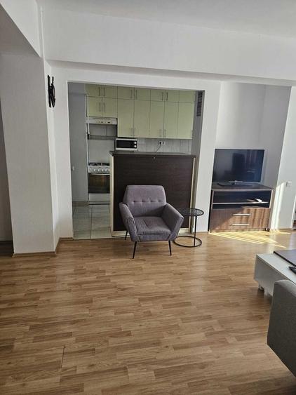 Apartament cu 2 camere semidecomandat, mobilat în Mărăști — fotografia 2