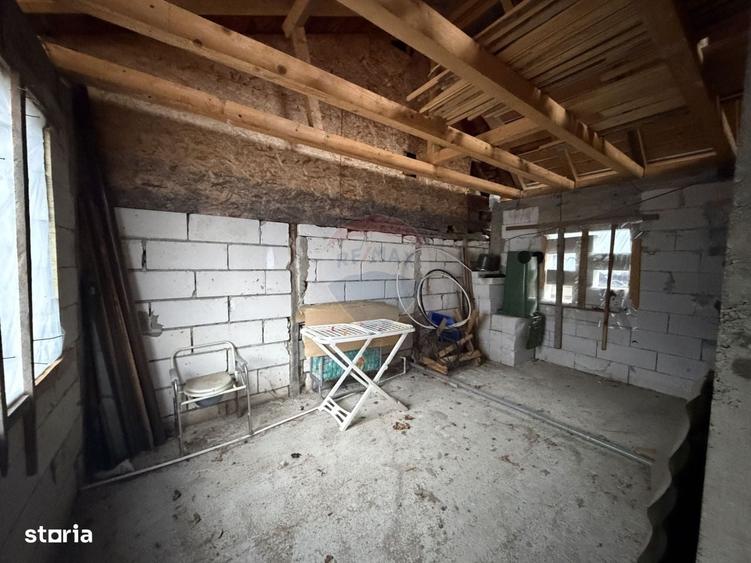 Casă cu 4 camere în Verdea