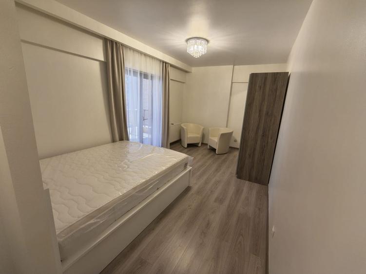 Apartament cu 3 camere, mobilat în Grozăvești