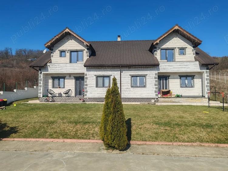 Casă cu Teren 1500 Mp în Central