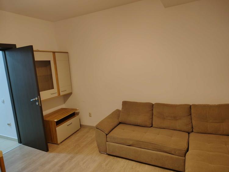 Apartament cu 2 camere decomandat în Păcii