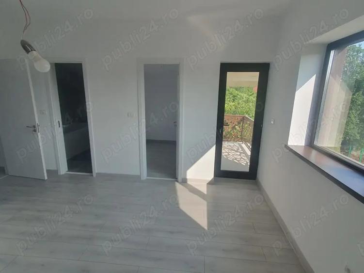 Casă cu 4 camere cu Teren 314 Mp în Viile Noi