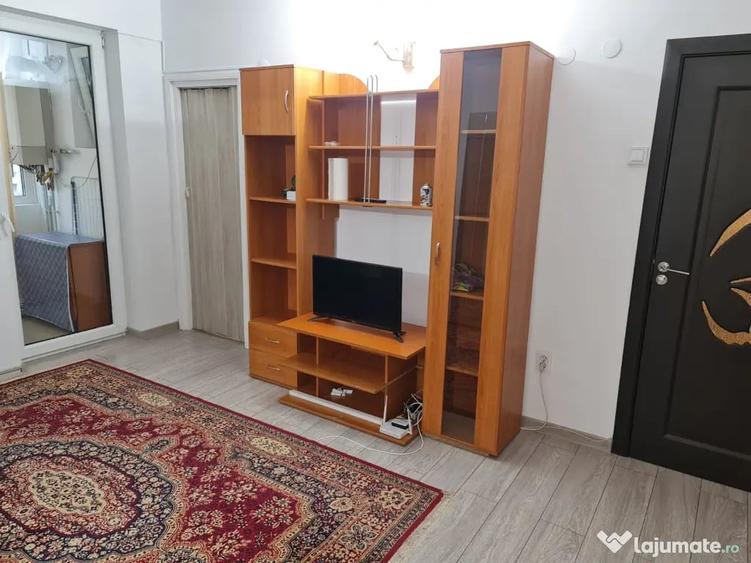 Garsonieră semidecomandată în Gării