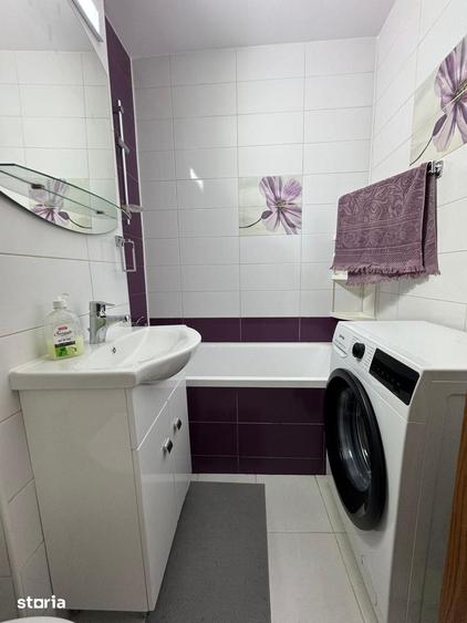Apartament cu 2 camere decomandat în Ozana