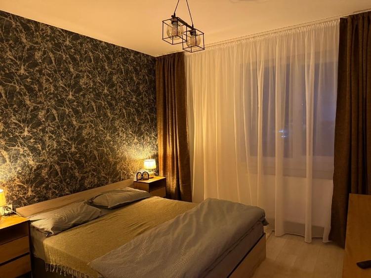 Apartament cu 2 camere semidecomandat, mobilat în Rahova