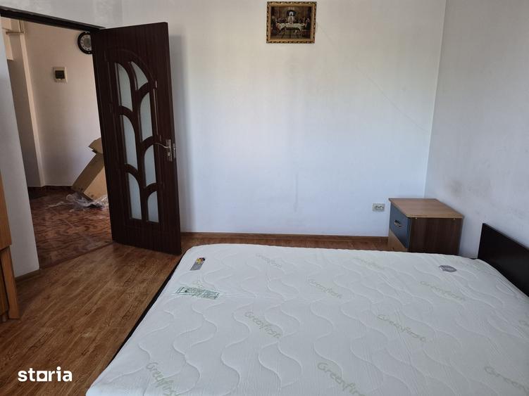 Garsonieră decomandată în Cug