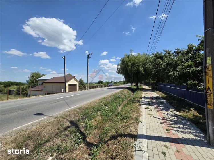 Teren de 4800 mp, în Tomești