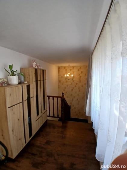 Casă cu 4 camere cu Teren 250 Mp în Central
