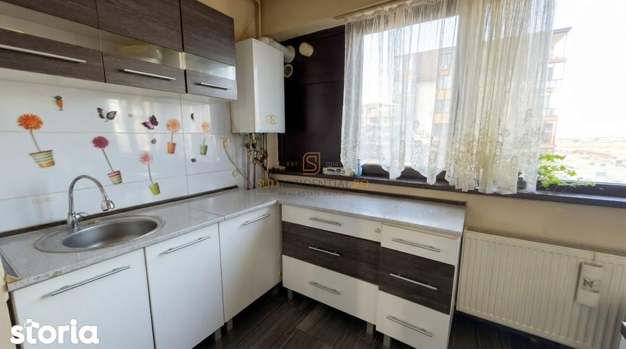 Apartament cu 3 camere, mobilat în Rahova