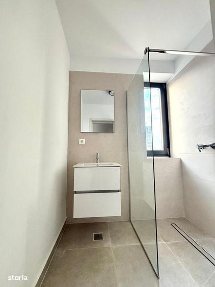 Apartament cu 3 camere în Sisești