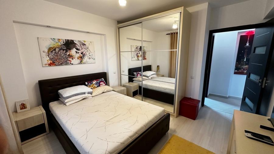 Apartament cu 3 camere decomandat, mobilat în 8 Martie