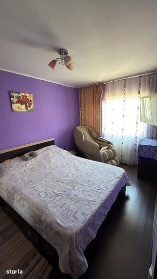 Apartament cu 4 camere în Soarelui