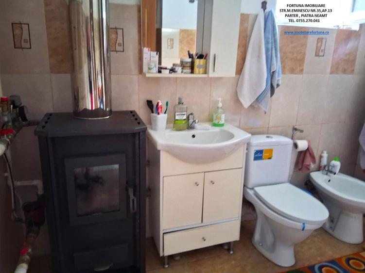 Casă cu 3 camere cu Teren 801 Mp în Exterior Est