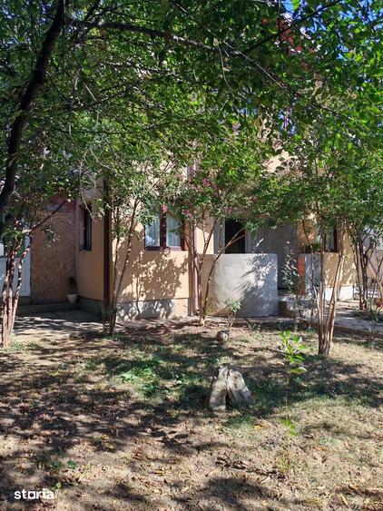 Casă cu 4 camere cu Teren 333 Mp în Central