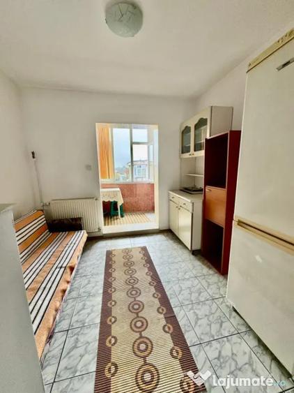 Apartament cu 2 camere decomandat, mobilat în Anda