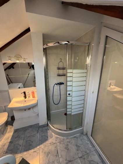 Apartament cu 2 camere decomandat în Universitate