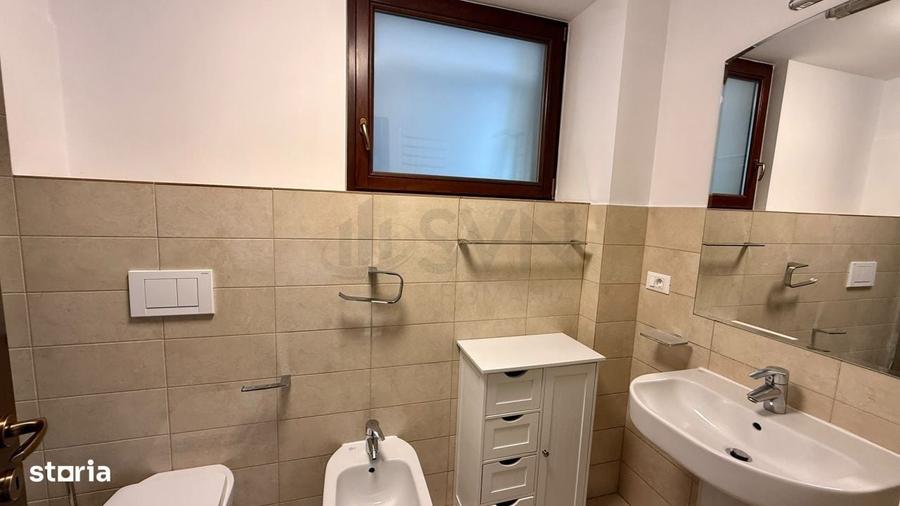 Apartament cu 3 camere în Aviatorilor